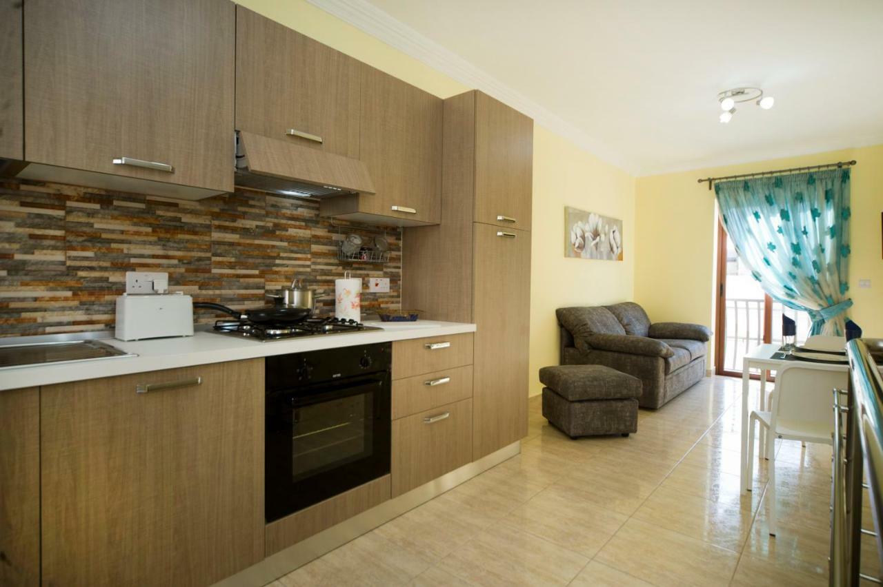Sliema Duplex 1 Bedroom Apartment With 2 Bathrooms- Sleep 4 Luaran gambar